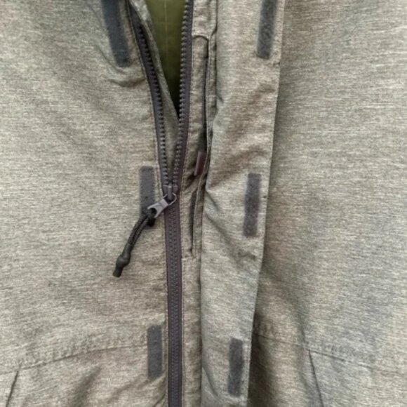 Burton “Dhaka” Men's Hooded Gray Snow Jacket, Size Small - Picture 7 of 15